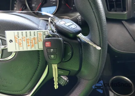 2015 Toyota Rav4 Le из США, поврежденный, VIN 2T3ZFREV1FW200565